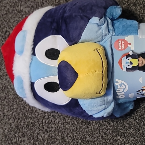 Bluey Hooded Blanket Christmas!!!! - Picture 2 of 4